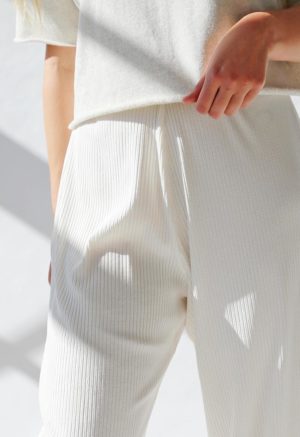 HDHBasics_EasyRibbedPant_IvoryRib_5