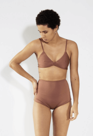 Front view of straight size model wearing High Waisted Bottoms in Chestnut.