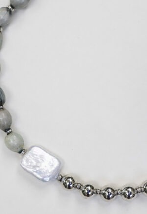green shell, pearl and silver bead necklace